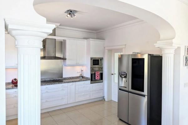 Casa independiente en calle Golondrina