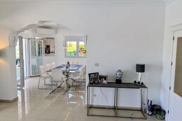 Casa independiente en calle Golondrina