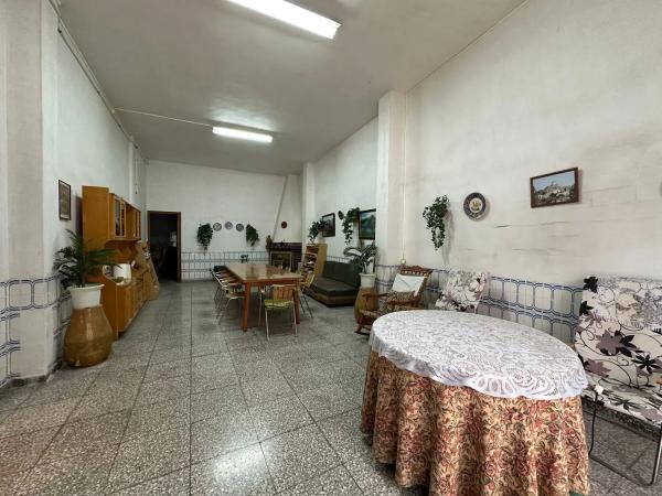 Casa independiente en Cv-825