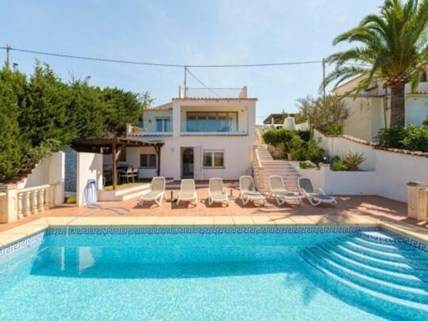 Casa independiente en avenida del Mediterrani