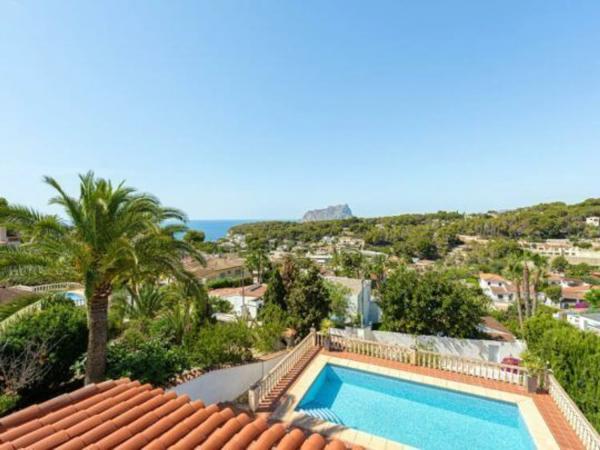 Casa independiente en avenida del Mediterrani