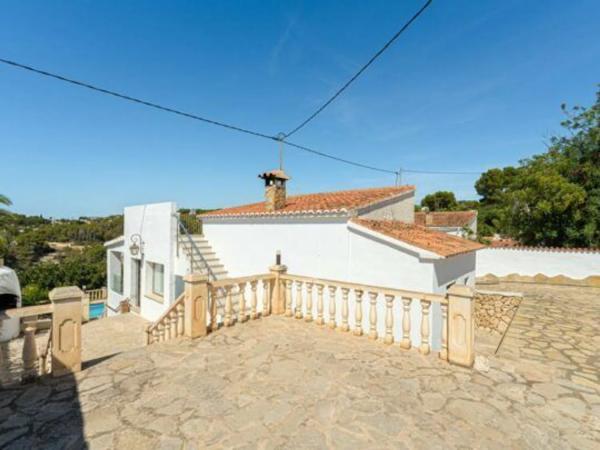 Casa independiente en avenida del Mediterrani