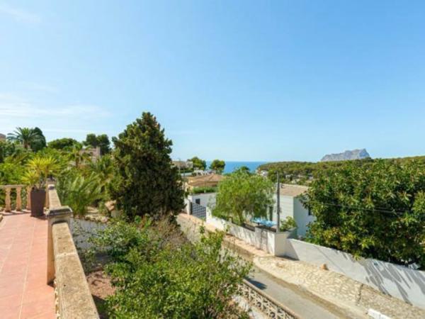 Casa independiente en avenida del Mediterrani