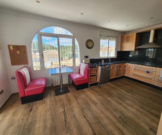 Casa independiente en calle Higuera