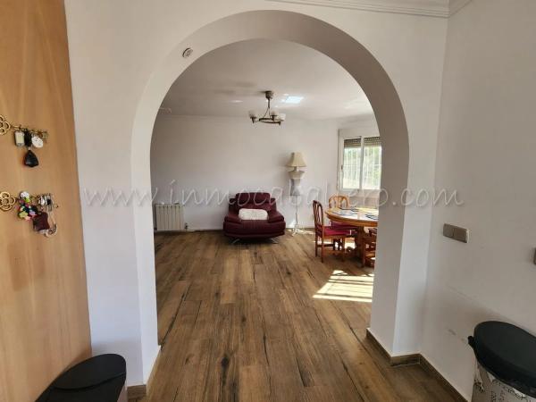 Casa independiente en calle Higuera