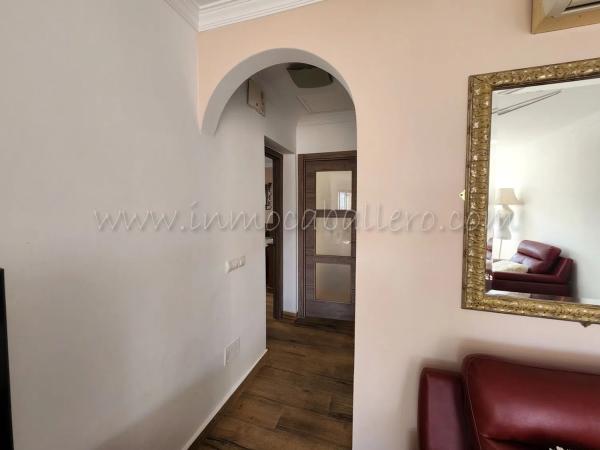 Casa independiente en calle Higuera