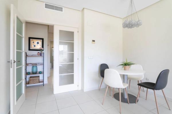 Piso en calle Suiza, 165