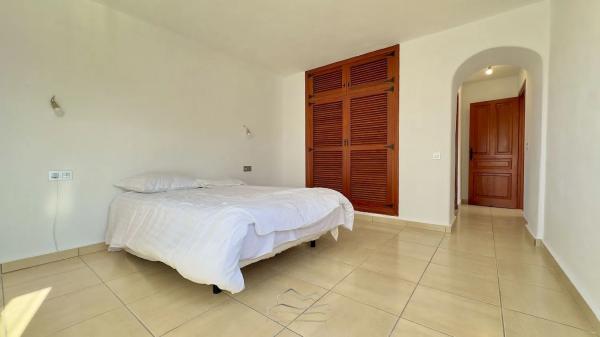 Casa independiente en calle Lago Onega