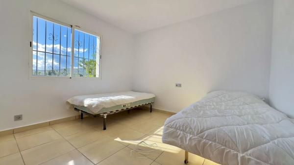 Casa independiente en calle Lago Onega