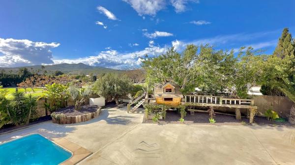 Casa independiente en calle Lago Onega