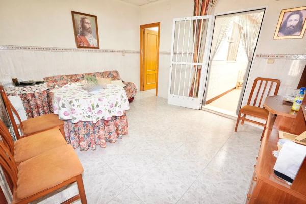 Casa de pueblo en calle San Joaquín, 63