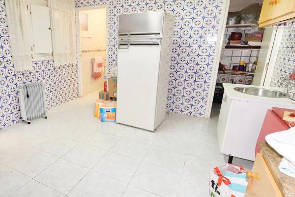 Casa de pueblo en calle San Joaquín, 63