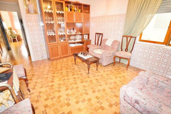 Casa de pueblo en calle San Joaquín, 63