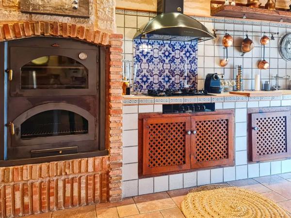 Casa independiente en avenida Colegio Miguel Cervantes