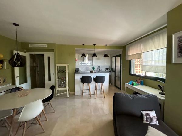 Piso en calle Atenas