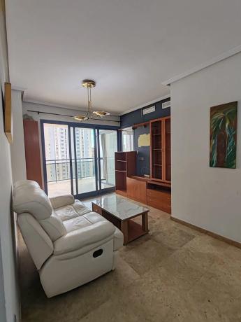 Piso en avenida del Municipi