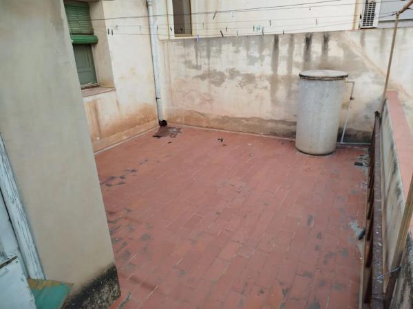 Casa independiente en avenida Verge de la Pau, 7