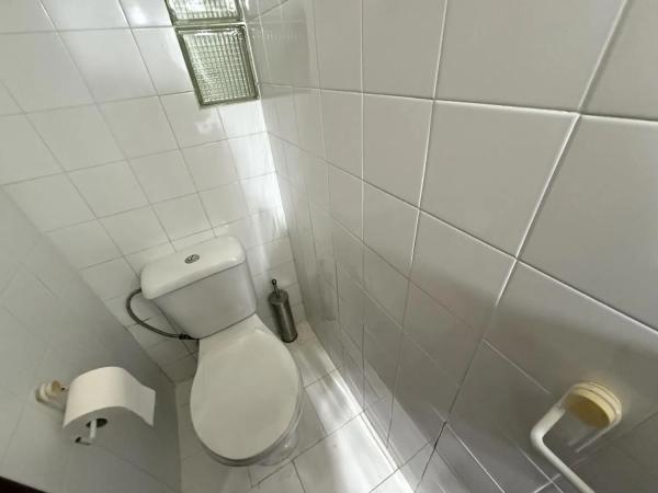 Casa independiente en avenida Corinto