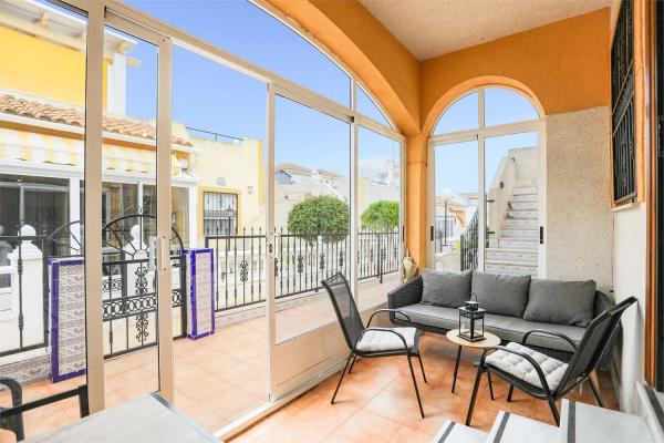 Chalet adosado en calle Trepadora