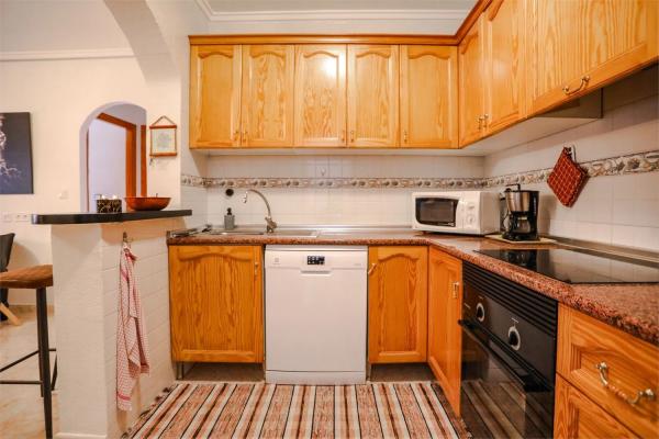 Chalet adosado en calle Trepadora