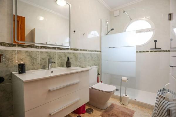 Chalet adosado en calle Trepadora