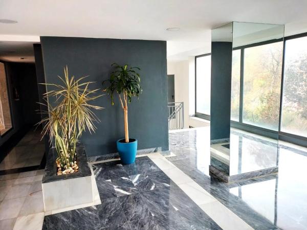 Piso en calle Sierra Dorada, 2