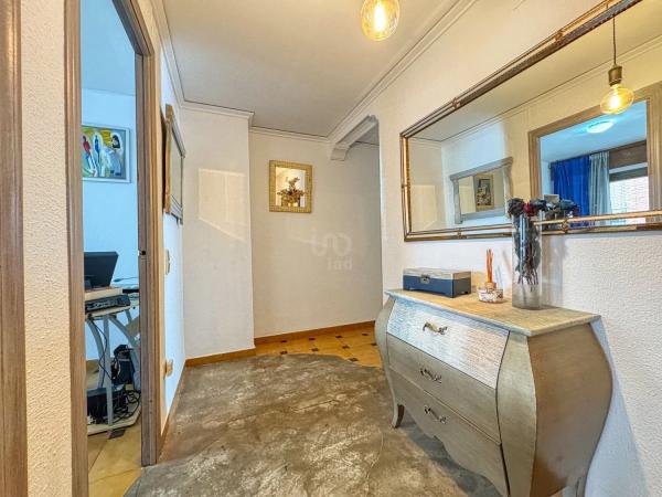 Piso en calle Filipines, 8