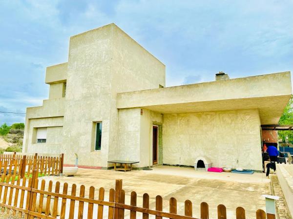 Casa independiente en calle Lepiota