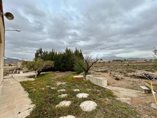 Casa independiente en carretera Salida De Avenida De Choco