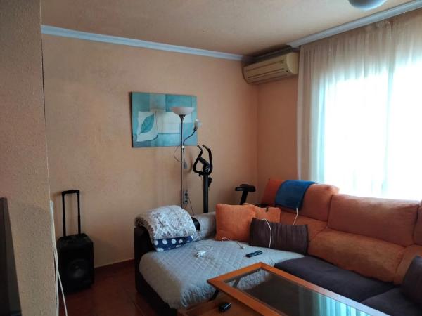 Chalet pareado en calle Serra Bernia