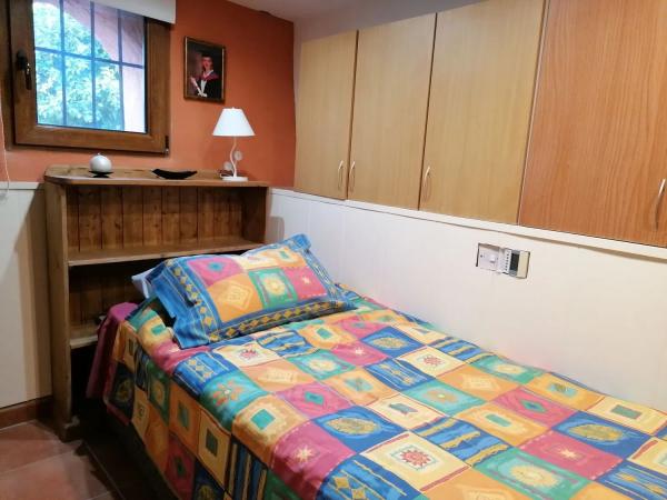 Casa de pueblo en calle de l'Església, 8