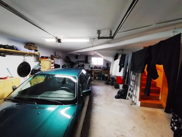 Chalet adosado en calle la Carrasqueta