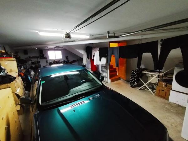 Chalet adosado en calle la Carrasqueta