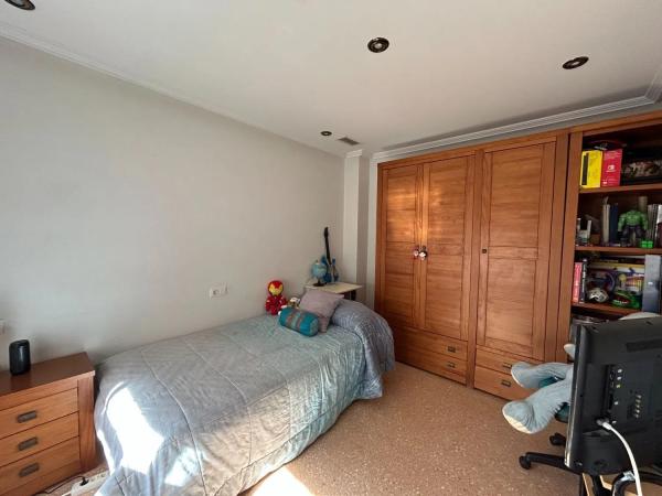 Piso en calle Oscar Esplá