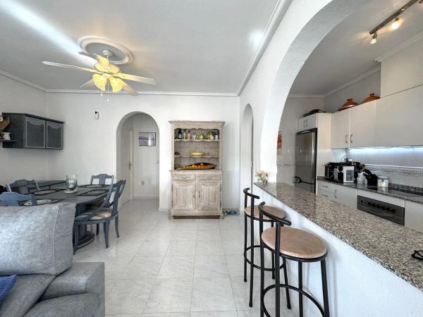 Casa independiente en calle Lugar Sector