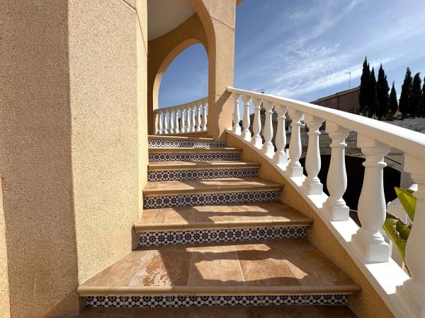 Casa independiente en calle Lugar Sector