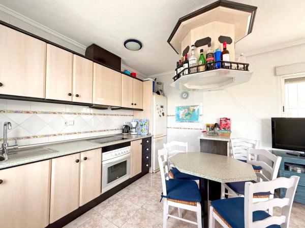 Chalet pareado en calle Santiago de la Ribera, 6