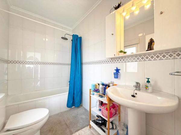 Chalet pareado en calle Santiago de la Ribera, 6