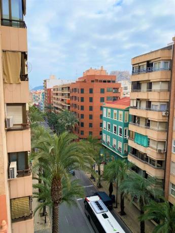 Piso en avenida Benito Perez Galdos, 26