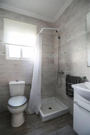 Casa independiente en calle Hita