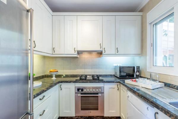 Casa independiente en calle Madroño, 14