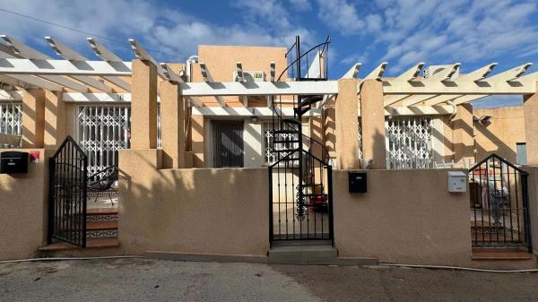 Piso en San Miguel de Salinas