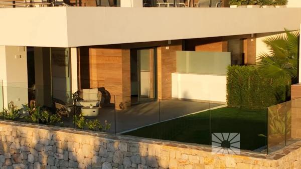 Chalet adosado en Montecala Gardens