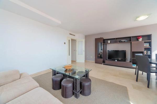 Piso en calle Londres, 35