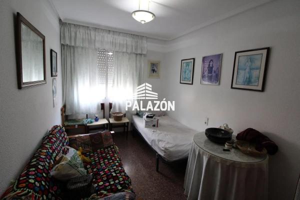 Piso en Barrio Pont Nou-Corazón de Jesús