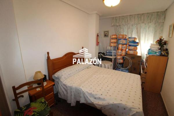 Piso en Barrio Pont Nou-Corazón de Jesús