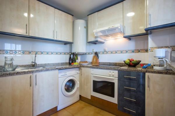 Piso en calle los Geranios, 28