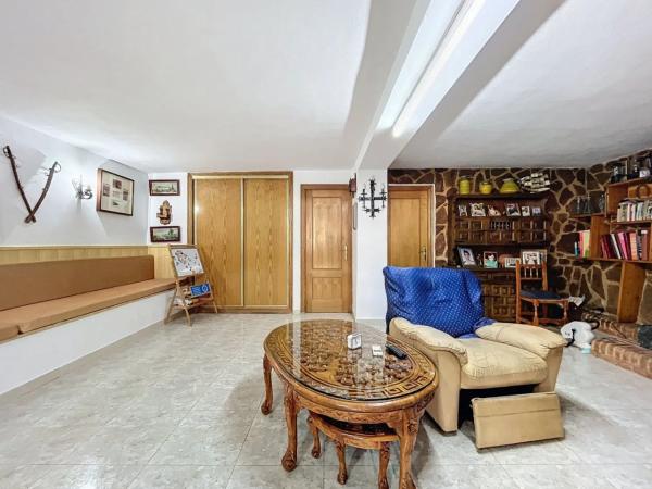 Casa independiente en calle Tossalet