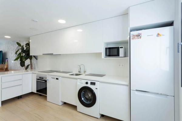 Chalet adosado en avenida Costa Brava