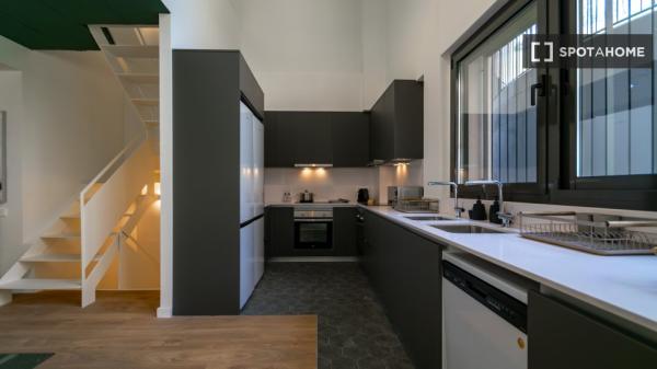 Se alquila habitación en piso compartido en Barcelona